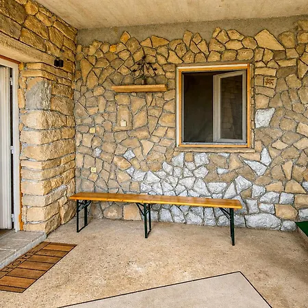 Apartament 2 Bedroom Stunning In Plastovo